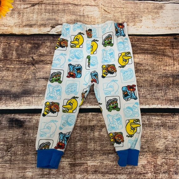 Sesame Street pajamas by Sesame Street. Size 18 months - Picture 6 of 10